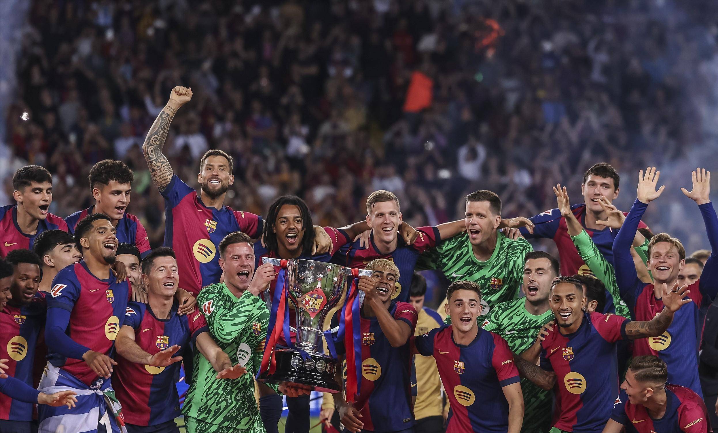 德罗赞23分扛起进攻大旗＆威少状态一般，国王落后17分（德罗赞23分领衔进攻，威少表现平平，国王落后17分）