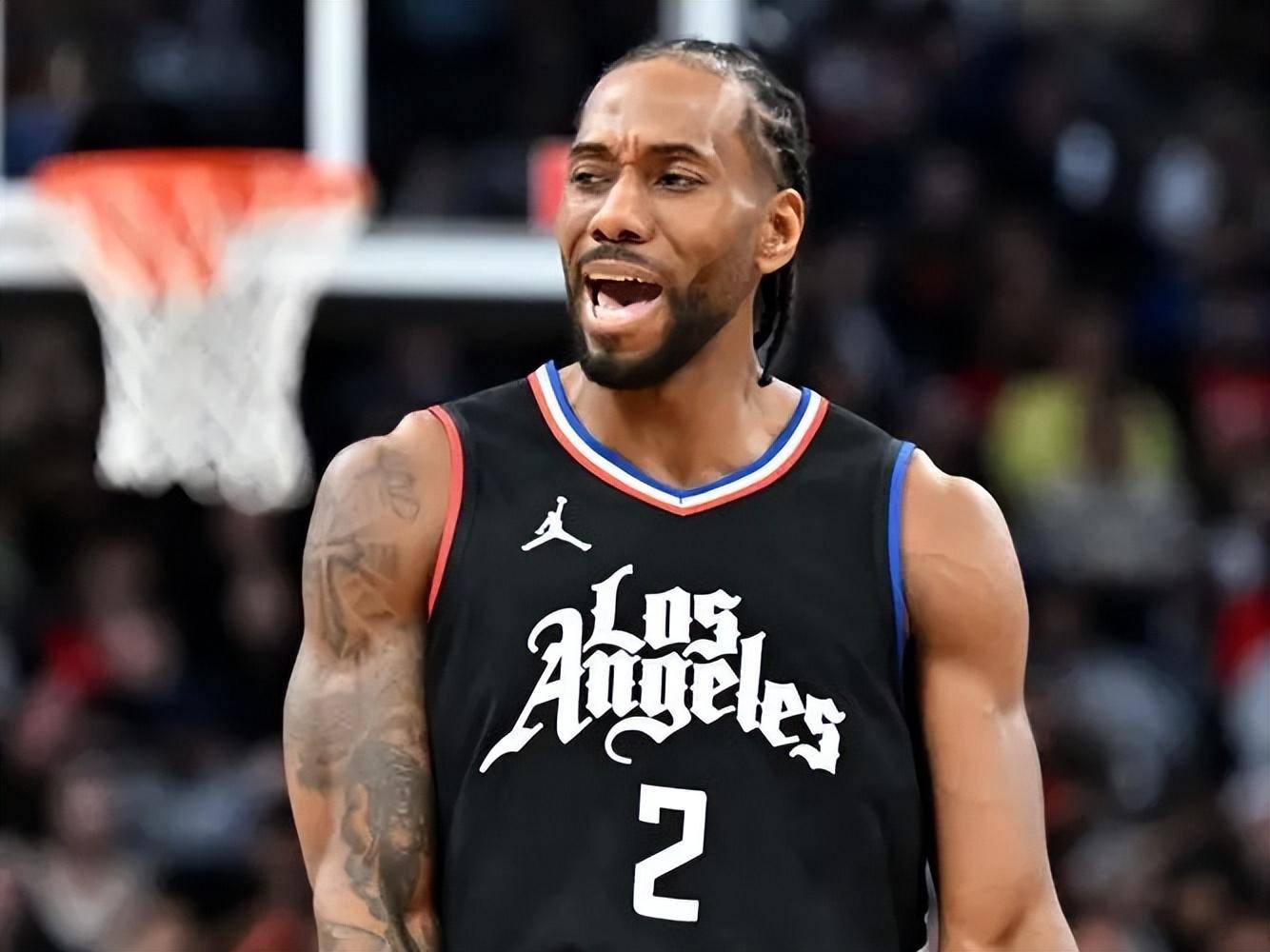 马刺终结对东契奇的14连败，文班亚马面对他则是0胜5负（马刺止住对东契奇的14连败，文班亚马对位东契奇仍0胜5负）