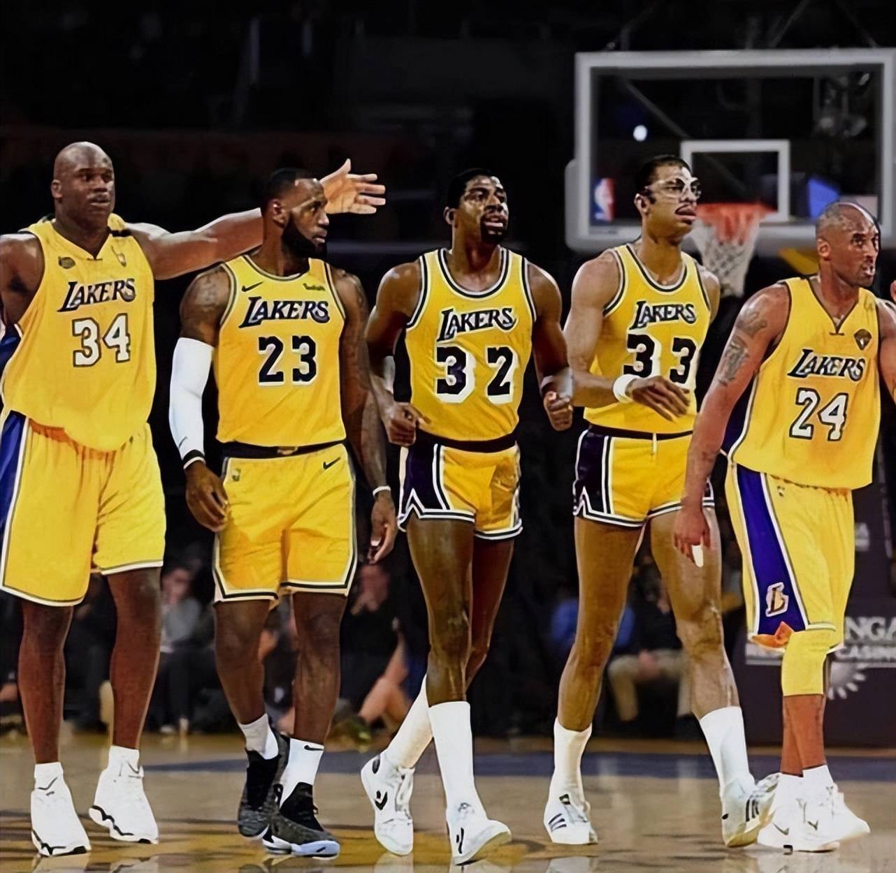 世体：欧足联检查员全面审查诺坎普，确认其可以举办欧冠比赛（世体：诺坎普通过欧足联全面核查，获准承办欧冠赛事）