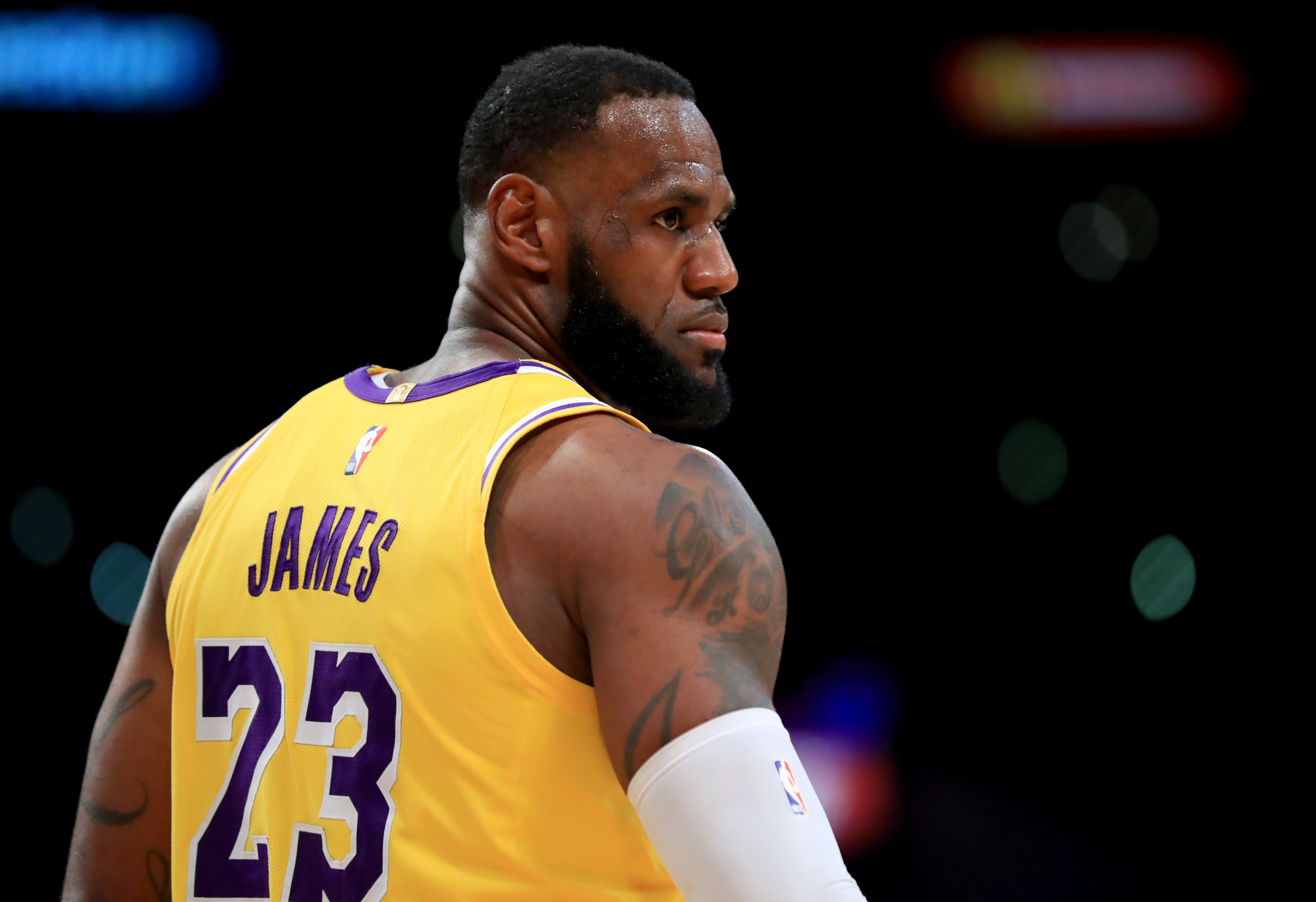 CBA球员最佳阵容提名：前三竞争激烈,（CBA最佳阵容提名出炉：前三席位竞争白热化）