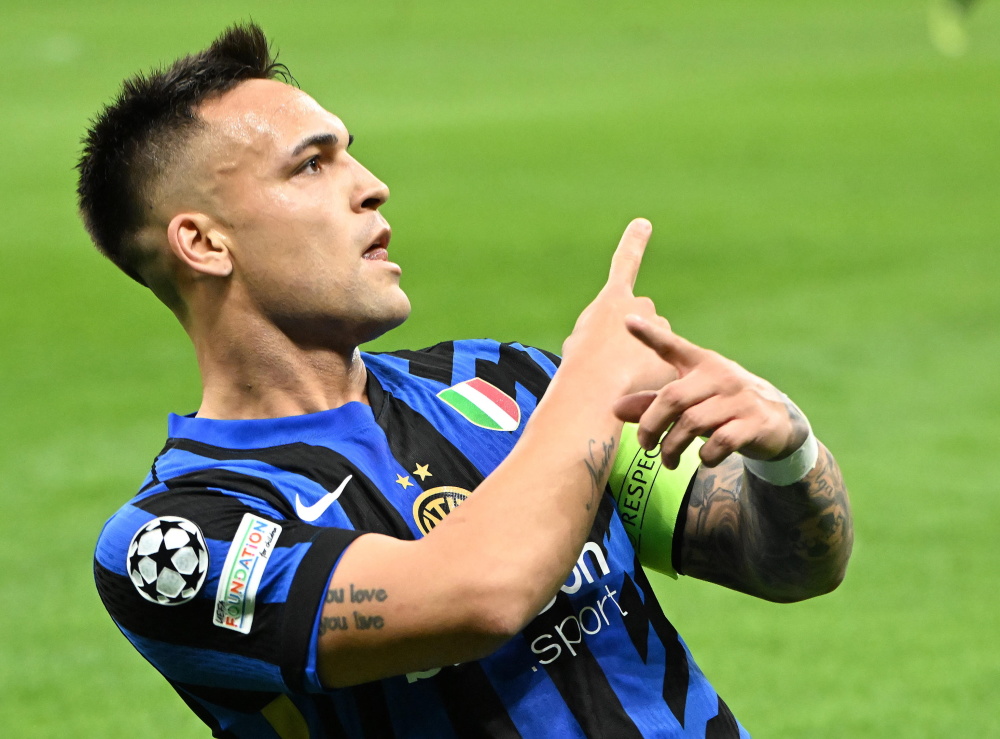 斯基拉：尤文派球探考察意大利20岁右后卫帕莱斯特拉（斯基拉：尤文派出球探考察20岁意大利右闸帕莱斯特拉）