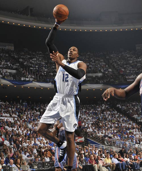 里奇：拉比奥的精彩进球给了我们士气，能更好地投入下半场（里奇：拉比奥的精彩破门振奋全队，助我们下半场更投入）