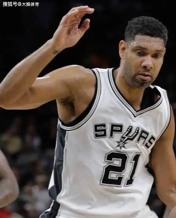 鲍威尔揭秘连败背后的原因：专注细节，执行战术（鲍威尔解析连败原因：注重细节、强化执行）