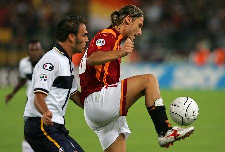 孔帕尼：穆西亚拉接近复出了，希望雅克松在非洲杯上走得很远（孔帕尼：穆西亚拉复出在即，盼雅克松在非洲杯走得更远）