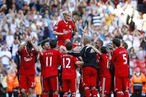 美媒：布克预计在对阵湖人或勇士的比赛中复出（美媒称布克有望在对湖人或勇士的比赛中复出）