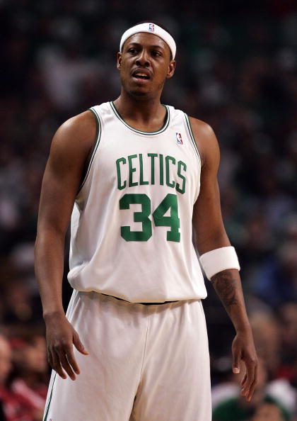 阿方索-戴维斯：复出的感觉太棒了，我满脸笑容（阿方索-戴维斯：重返赛场太爽了，脸上止不住笑）