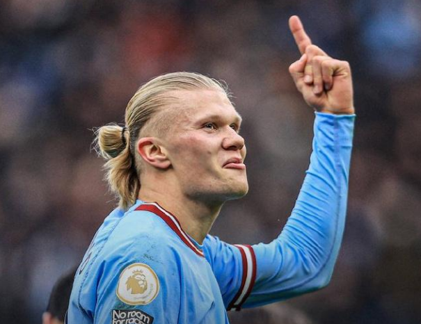 鲍曼：不关心诺伊尔是否重返德国队；人们似乎不尊重他的决定（鲍曼：不在乎诺伊尔是否回归德国队，外界似乎未尊重他的选择）