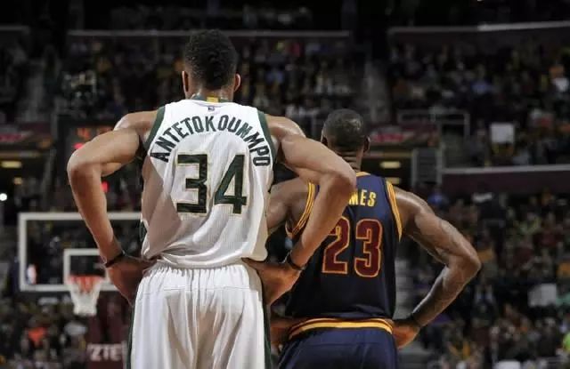 英超单场双0.8+数据：B费再创近四季第二纪录（英超一战双项0.8+，B费再写近四季次高纪录）